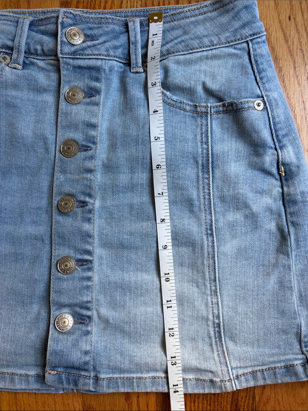 American Eagle Outfitters Light Blue Button-Front Denim Mini Skirt - Picture 8 of 9
